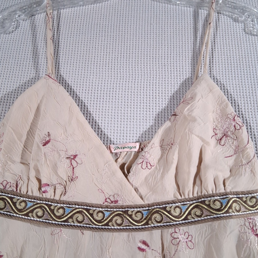 Papaya Womens Y2K Embroidered Babydoll Top Beige Floral Handkerchief Hem MEDIUM - Picture 8 of 13